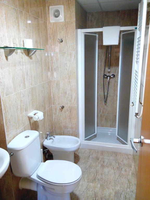 Hostal Sant Sadurni Sant Sadurní dʼAnoia Zimmer foto