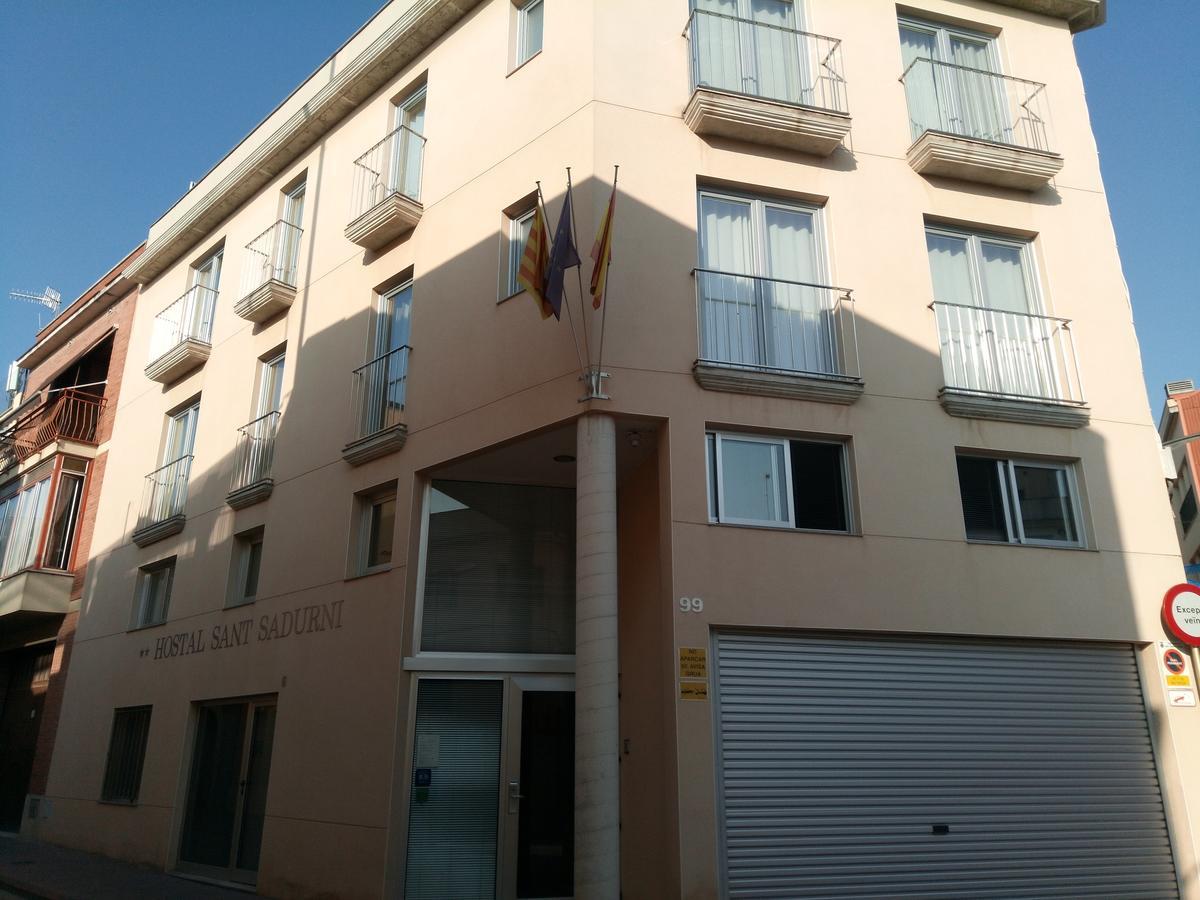 Hostal Sant Sadurni Sant Sadurní dʼAnoia Exterior foto