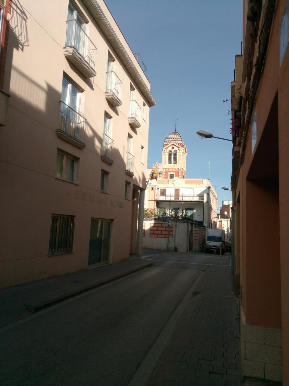 Hostal Sant Sadurni Sant Sadurní dʼAnoia Exterior foto
